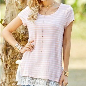 Flattering Pink and white tunic